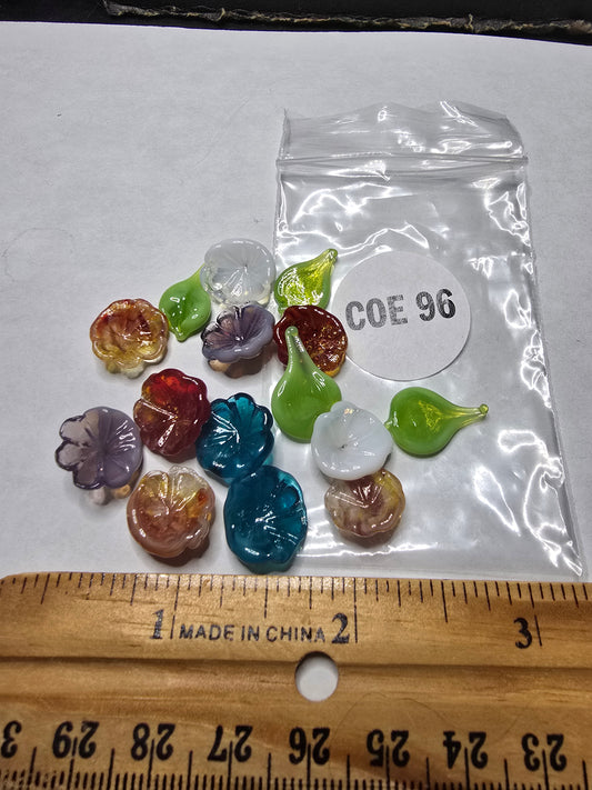 Fusible COE 96 flowers/leaves pack of 16