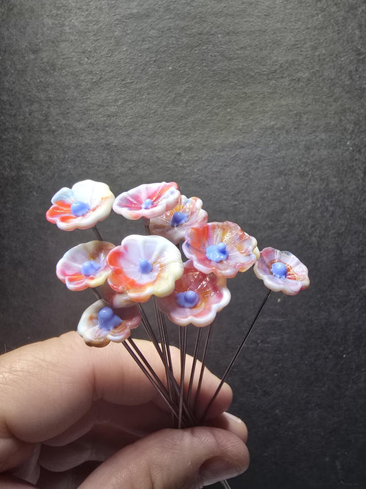 Tiny glass flowers #307